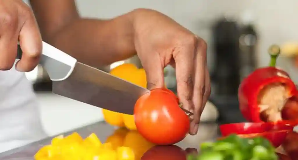 650x350_cutting-vegetables.jpg